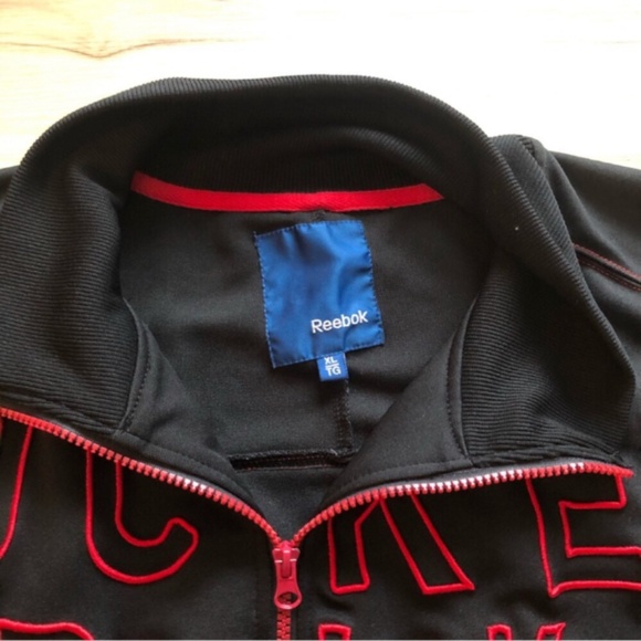 Black & Red HOCKEY Reebok Sweater - Picture 5 of 7